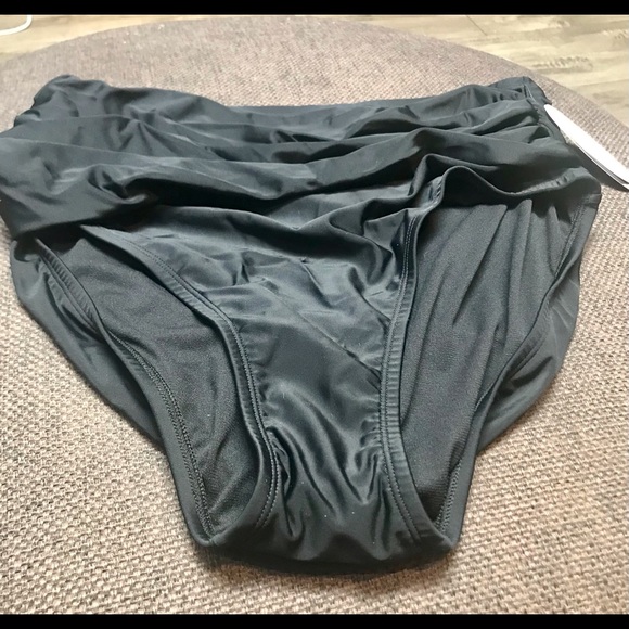 Donate 2/24 High waist bikini bottoms slimming 1X NWT - Picture 3 of 6